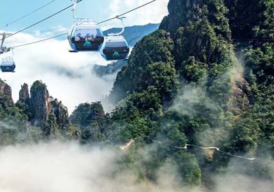 莽山五指峰漫游指南：踏云尋峰，探秘南嶺秘境